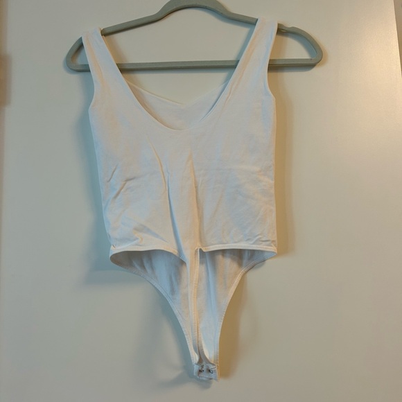 Free People white bodysuit - Picture 2 of 4